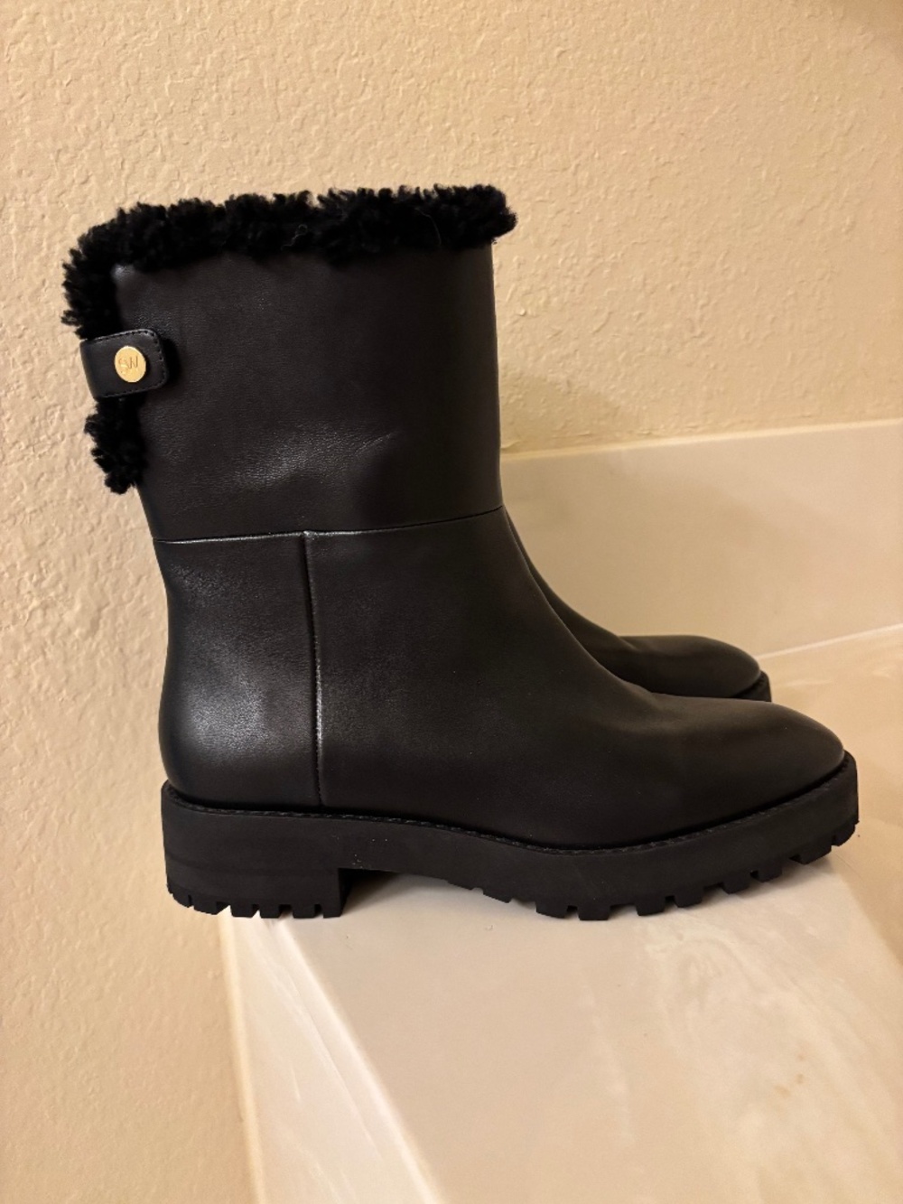 Stuart Weitzman Black Cooper Booties Size 9